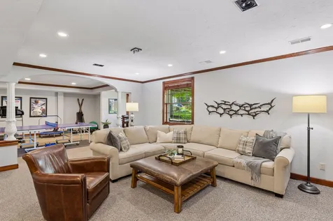 491 Harbor Court Shoreview MN 55126