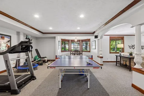 491 Harbor Court Shoreview MN 55126