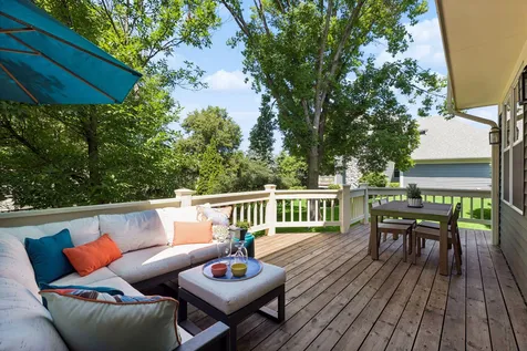 491 Harbor Court Shoreview MN 55126