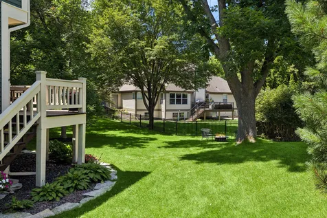 491 Harbor Court Shoreview MN 55126