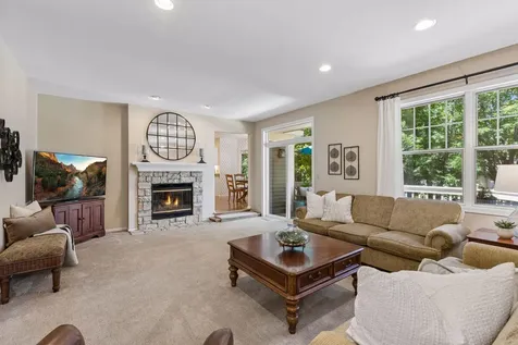 491 Harbor Court Shoreview MN 55126