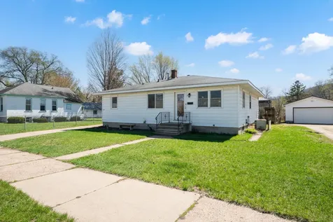 625 E Mark Street Winona MN 55987