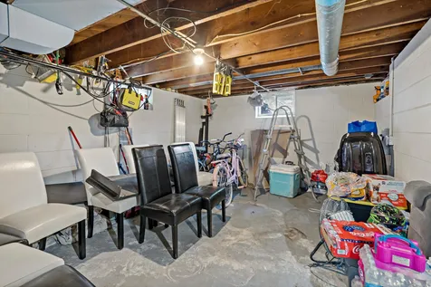 910 Wilson Avenue Saint Paul MN 55106