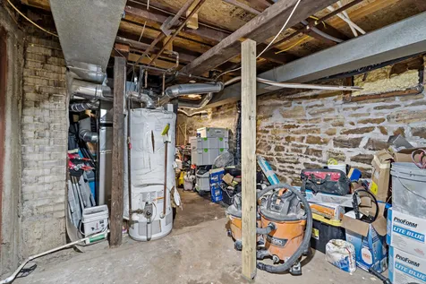 910 Wilson Avenue Saint Paul MN 55106