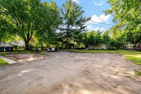 910 Wilson Avenue Saint Paul MN 55106