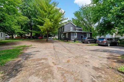 910 Wilson Avenue Saint Paul MN 55106