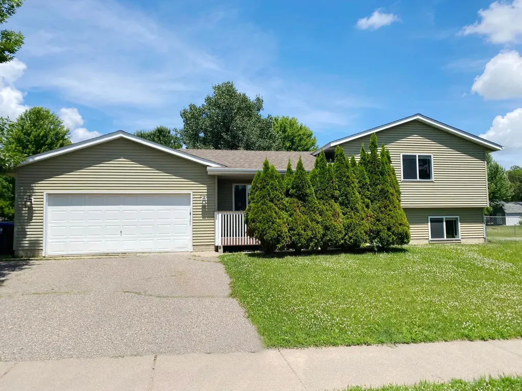 6161 Bakken Street Monticello MN 55362