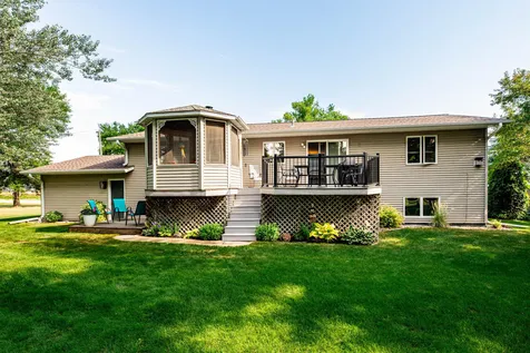 204 8th Avenue E Lisbon ND 58054