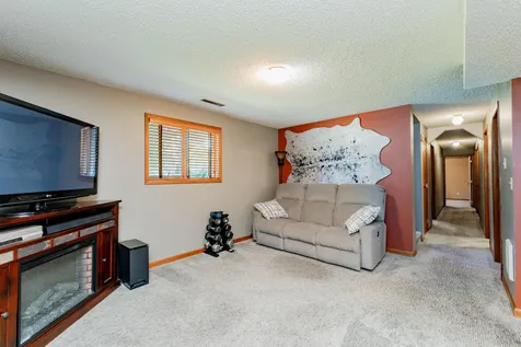 204 8th Avenue E Lisbon ND 58054