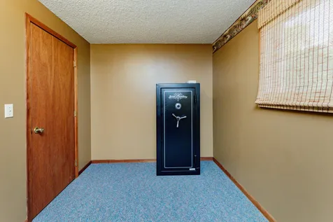 204 8th Avenue E Lisbon ND 58054