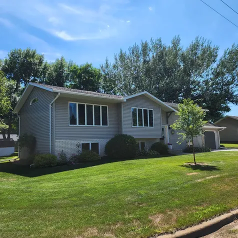 204 8th Avenue E Lisbon ND 58054