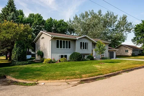 204 8th Avenue E Lisbon ND 58054
