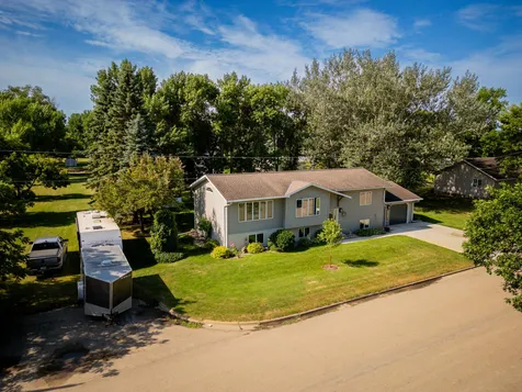 204 8th Avenue E Lisbon ND 58054