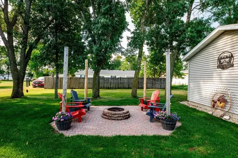 204 8th Avenue E Lisbon ND 58054