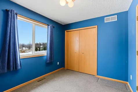 25825 106th Street NW Zimmerman MN 55398