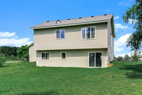 25825 106th Street NW Zimmerman MN 55398
