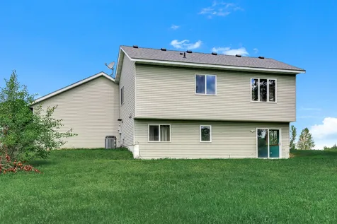 25825 106th Street NW Zimmerman MN 55398