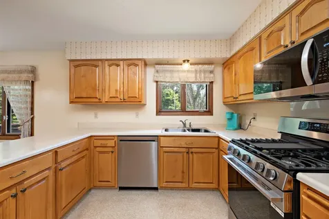 10634 Wellington Lane N Maple Grove MN 55369