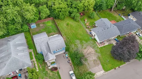 3204 Grimes Avenue N Robbinsdale MN 55422