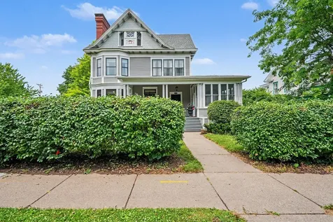 1024 W 4th Street Red Wing MN 55066