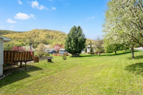 52 Mount Vernon Court Winona MN 55987