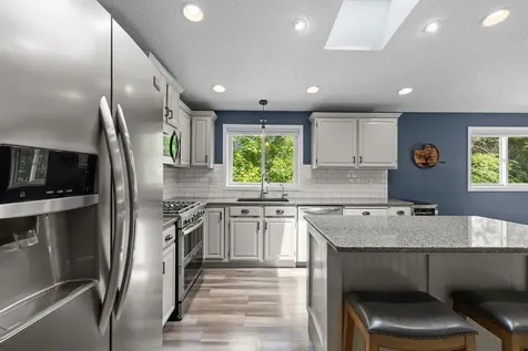 7023 Park View Lane Eden Prairie MN 55346