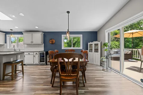 7023 Park View Lane Eden Prairie MN 55346