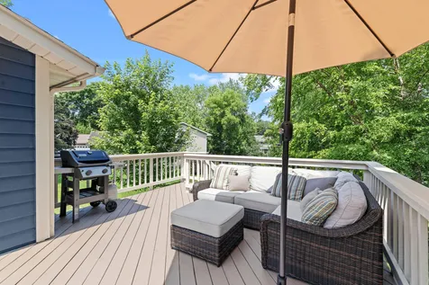7023 Park View Lane Eden Prairie MN 55346