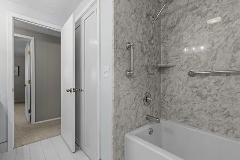 7023 Park View Lane Eden Prairie MN 55346
