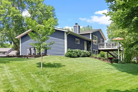7023 Park View Lane Eden Prairie MN 55346