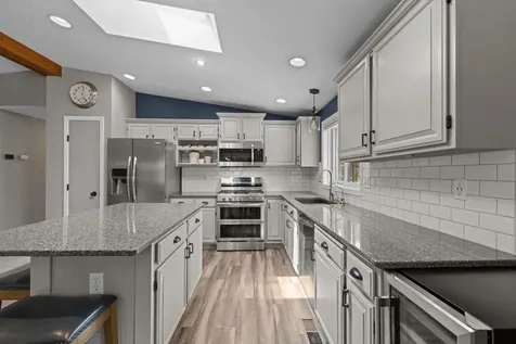 7023 Park View Lane Eden Prairie MN 55346