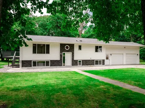 1498 Cable Road Swanville MN 56382