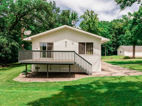 1498 Cable Road Swanville MN 56382