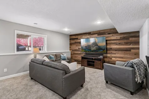 15711 Fair Hill Way Saint Paul MN 55124