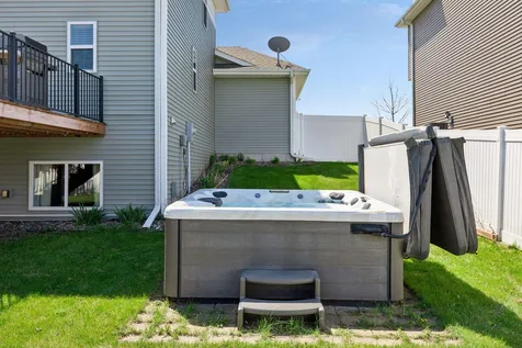 15711 Fair Hill Way Saint Paul MN 55124