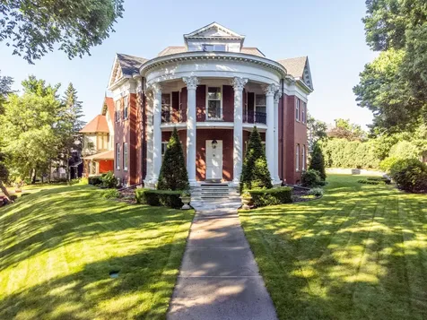 1203 Mount Curve Avenue Minneapolis MN 55403