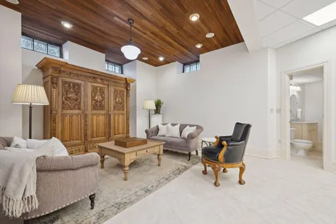 1203 Mount Curve Avenue Minneapolis MN 55403