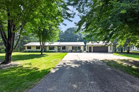 3509 W Lake Jessie Drive SE Alexandria MN 56308