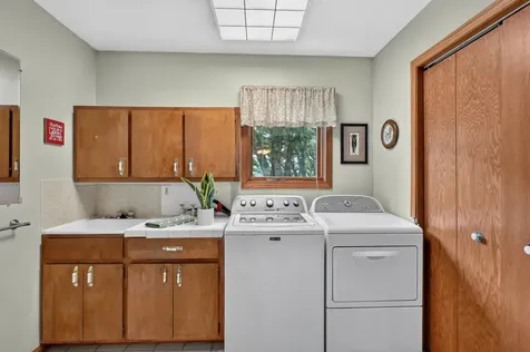 3509 W Lake Jessie Drive SE Alexandria MN 56308
