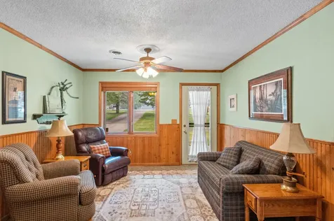 3509 W Lake Jessie Drive SE Alexandria MN 56308