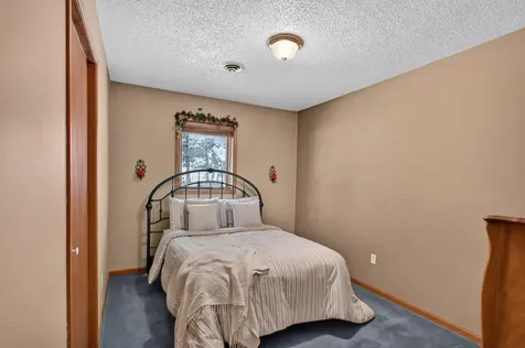 3509 W Lake Jessie Drive SE Alexandria MN 56308