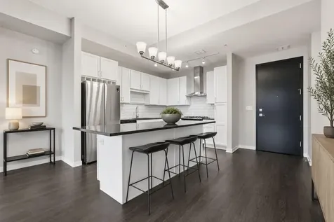 465 Nicollet Mall Minneapolis MN 55401