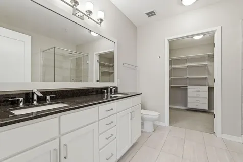 465 Nicollet Mall Minneapolis MN 55401
