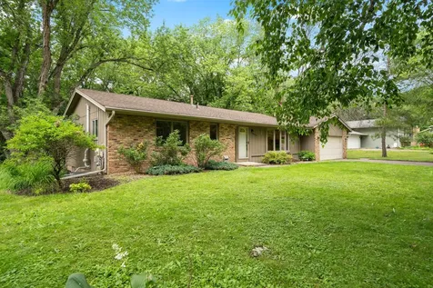 18510 25th Avenue N Plymouth MN 55447