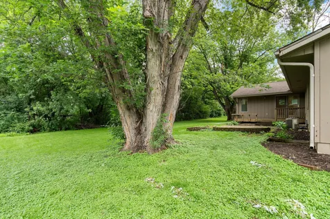 18510 25th Avenue N Plymouth MN 55447