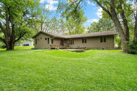 18510 25th Avenue N Plymouth MN 55447