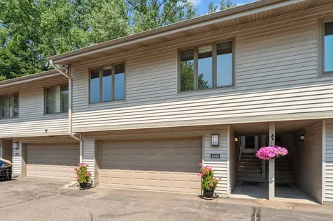 6368 Pheasant Court Edina MN 55436