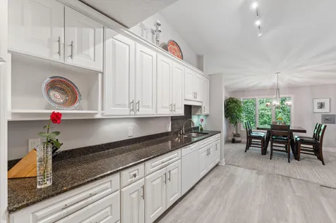 6368 Pheasant Court Edina MN 55436