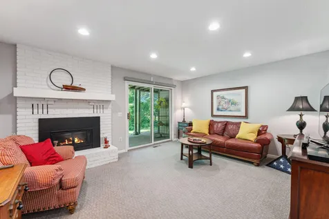 6368 Pheasant Court Edina MN 55436