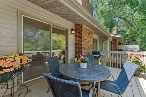 6368 Pheasant Court Edina MN 55436